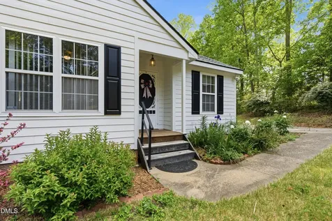 129 Bristol Court Youngsville NC 27596
