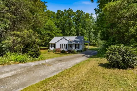 129 Bristol Court Youngsville NC 27596