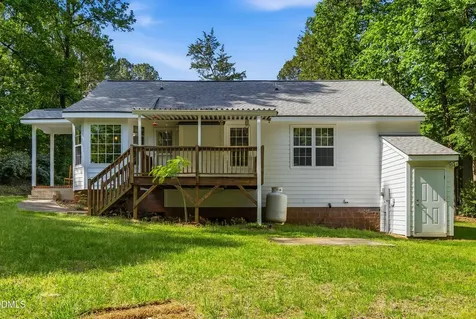 129 Bristol Court Youngsville NC 27596