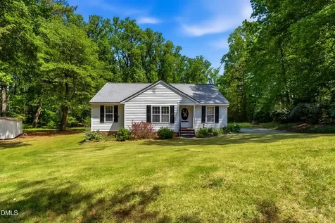 129 Bristol Court Youngsville NC 27596