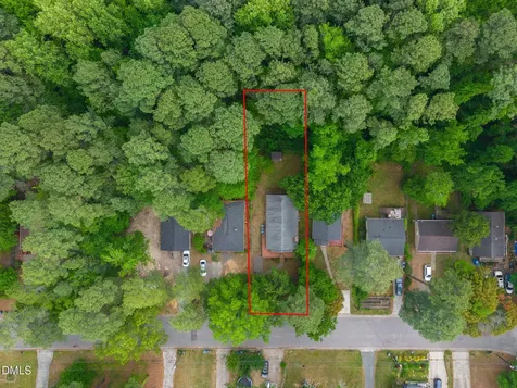 2718 Shaftsbury Street Durham NC 27704