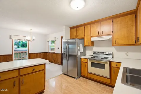 2718 Shaftsbury Street Durham NC 27704