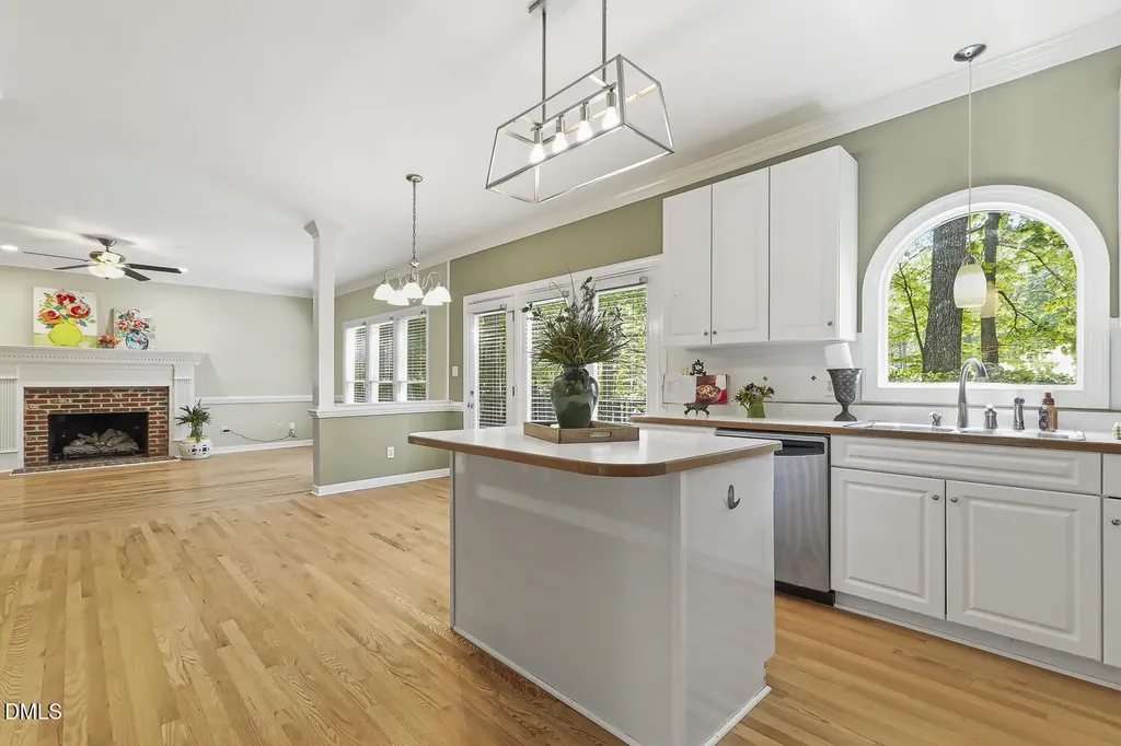 4900 Devils Ridge Court Holly Springs NC 27540