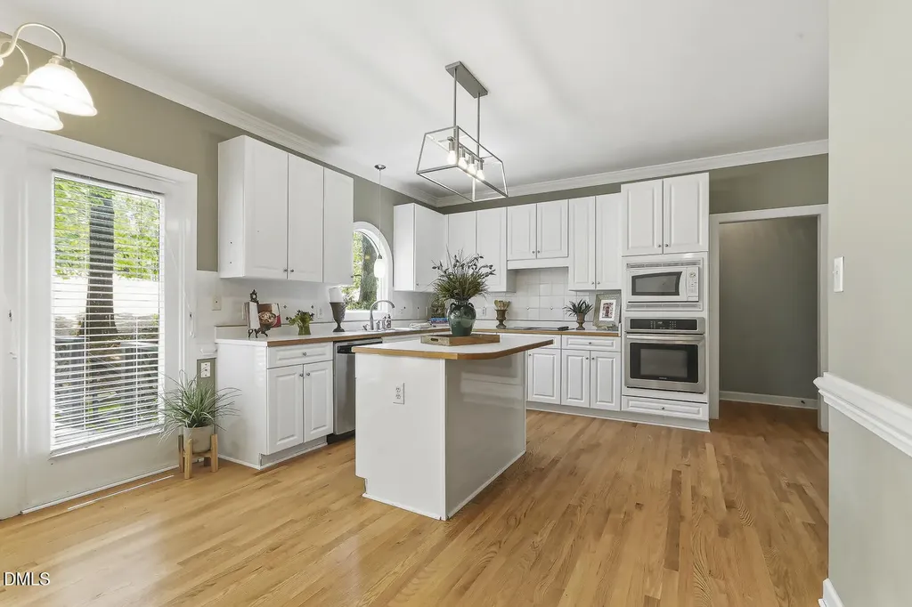 4900 Devils Ridge Court Holly Springs NC 27540