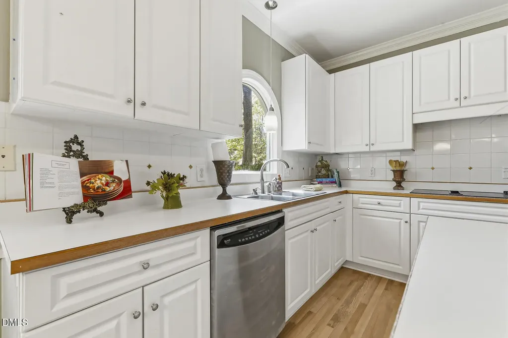4900 Devils Ridge Court Holly Springs NC 27540