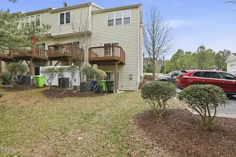 7612 Canvas Art Terrace Raleigh NC 27617
