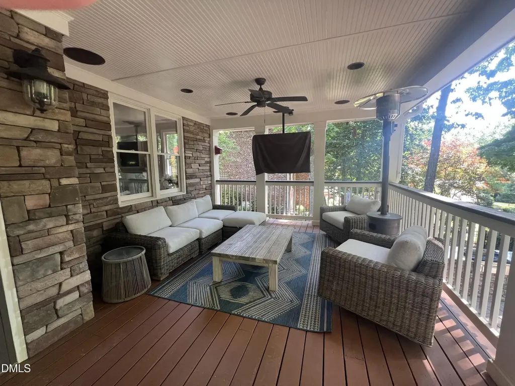 216 Norwalk Street Holly Springs NC 27540