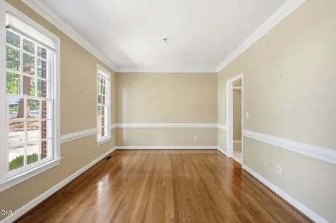 305 Parkknoll Lane Cary NC 27519