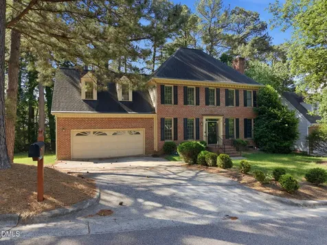 305 Parkknoll Lane Cary NC 27519