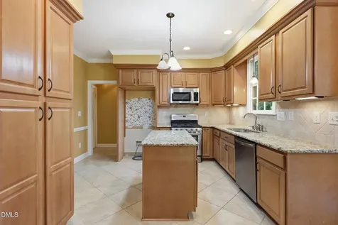 305 Parkknoll Lane Cary NC 27519