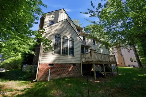 305 Parkknoll Lane Cary NC 27519
