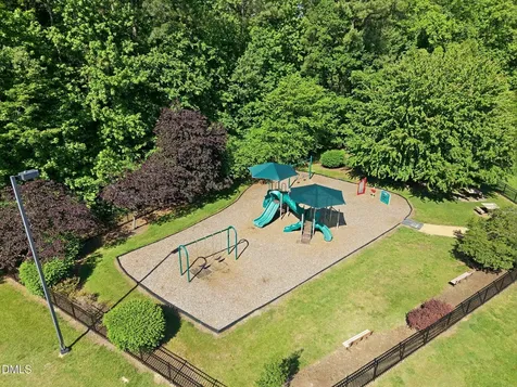 305 Parkknoll Lane Cary NC 27519