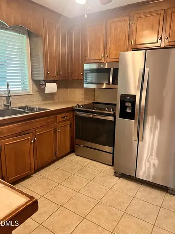 400 Briarcliff Lane Cary NC 27511