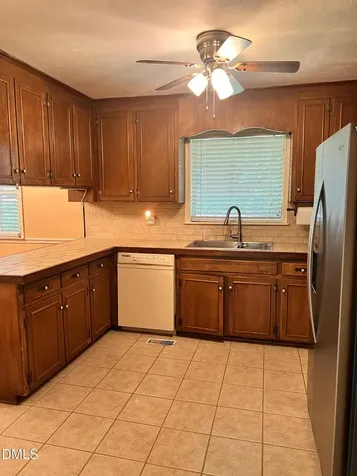 400 Briarcliff Lane Cary NC 27511