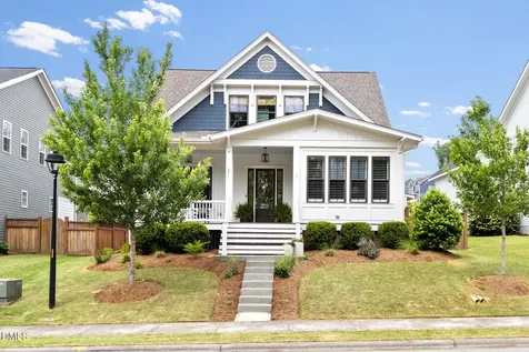 271 Ellsworth Manor Drive Hillsborough NC 27278