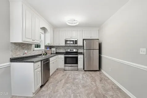 132 Hilltop Drive Four Oaks NC 27524