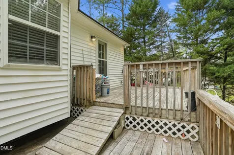 132 Hilltop Drive Four Oaks NC 27524