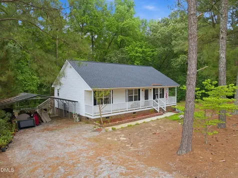 132 Hilltop Drive Four Oaks NC 27524
