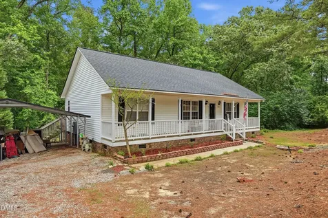 132 Hilltop Drive Four Oaks NC 27524