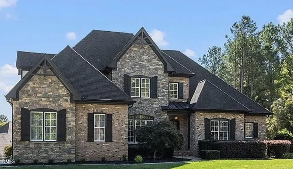 2515 Village Manor Way Raleigh NC 27614
