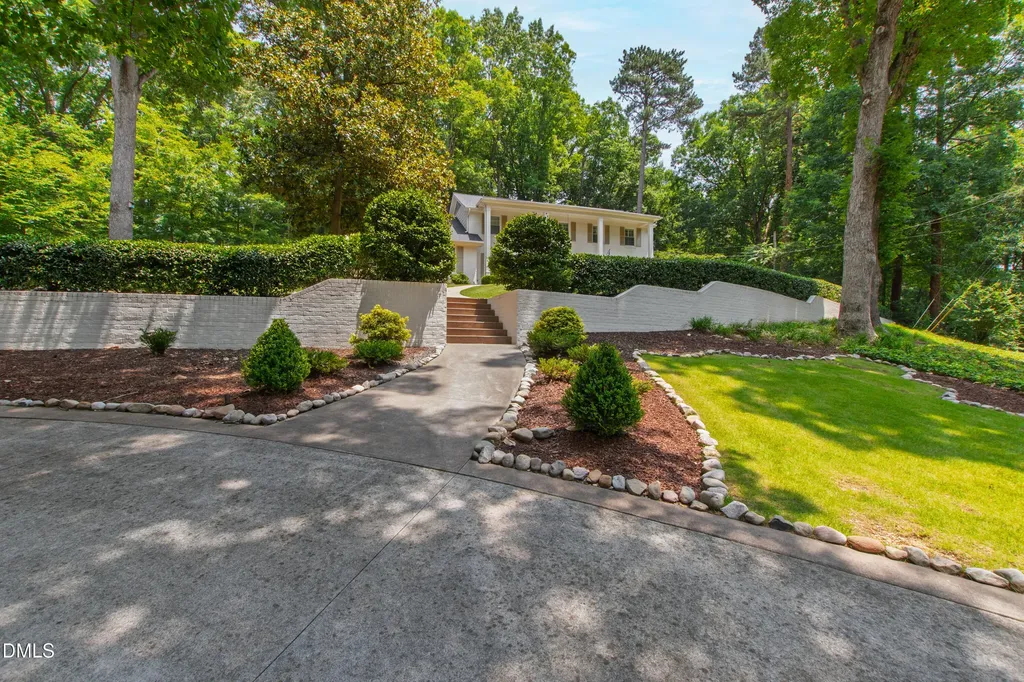 5624 Winthrop Drive Raleigh NC 27612