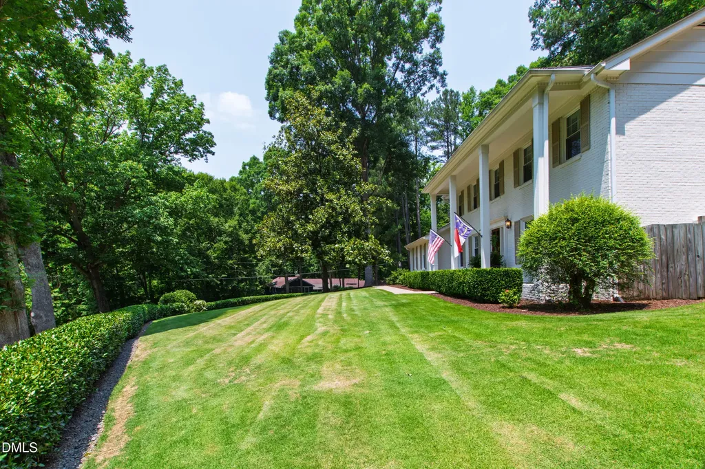 5624 Winthrop Drive Raleigh NC 27612