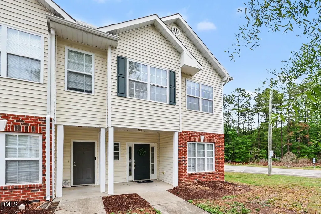 1800 Eagle Beach Court Raleigh NC 27610