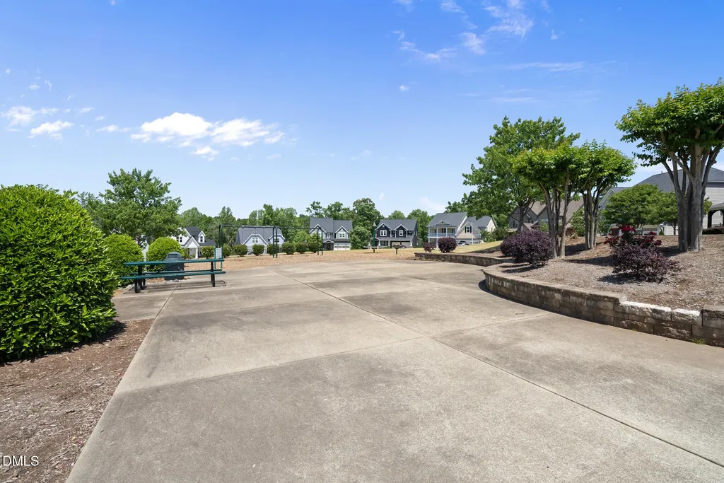 128 Pointe Park Circle Holly Springs NC 27540