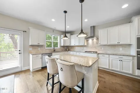 128 Pointe Park Circle Holly Springs NC 27540