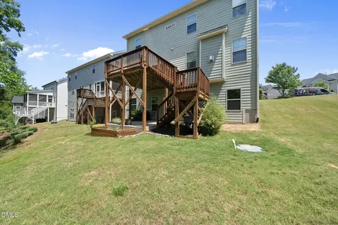 128 Pointe Park Circle Holly Springs NC 27540