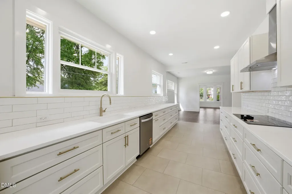 611 W Pearsall Street Dunn NC 28334