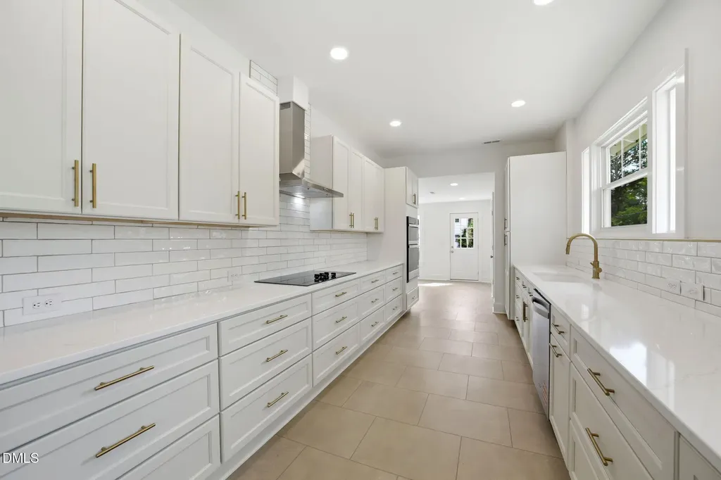 611 W Pearsall Street Dunn NC 28334
