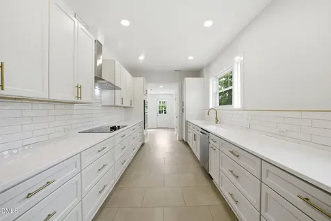 611 W Pearsall Street Dunn NC 28334