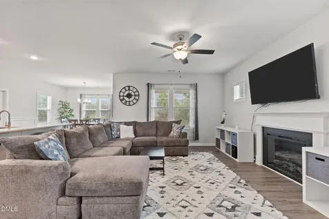 202 Ziggy Way Raeford NC 28376