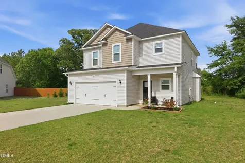 202 Ziggy Way Raeford NC 28376