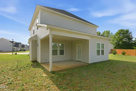 202 Ziggy Way Raeford NC 28376