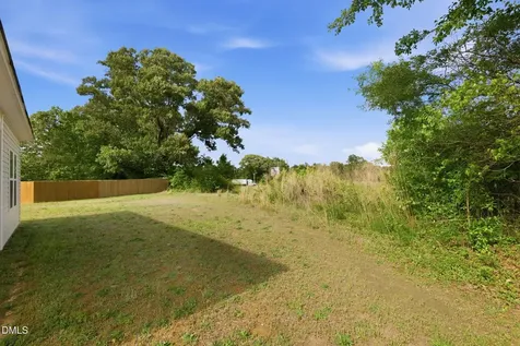 202 Ziggy Way Raeford NC 28376