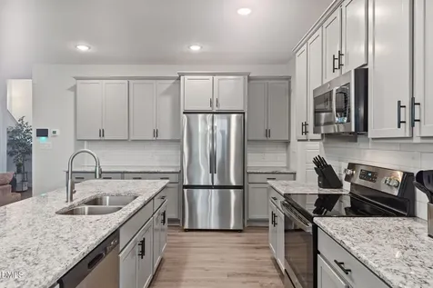 202 Ziggy Way Raeford NC 28376