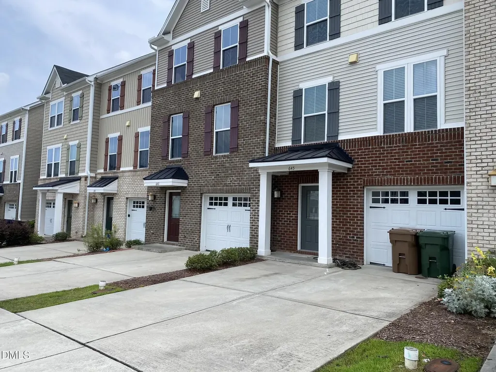 645 Berry Chase Way Cary NC 27519