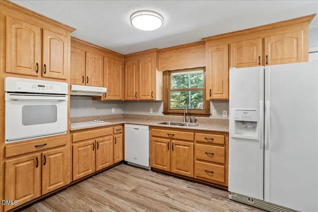 1621 Stonehurst Road Raleigh NC 27607