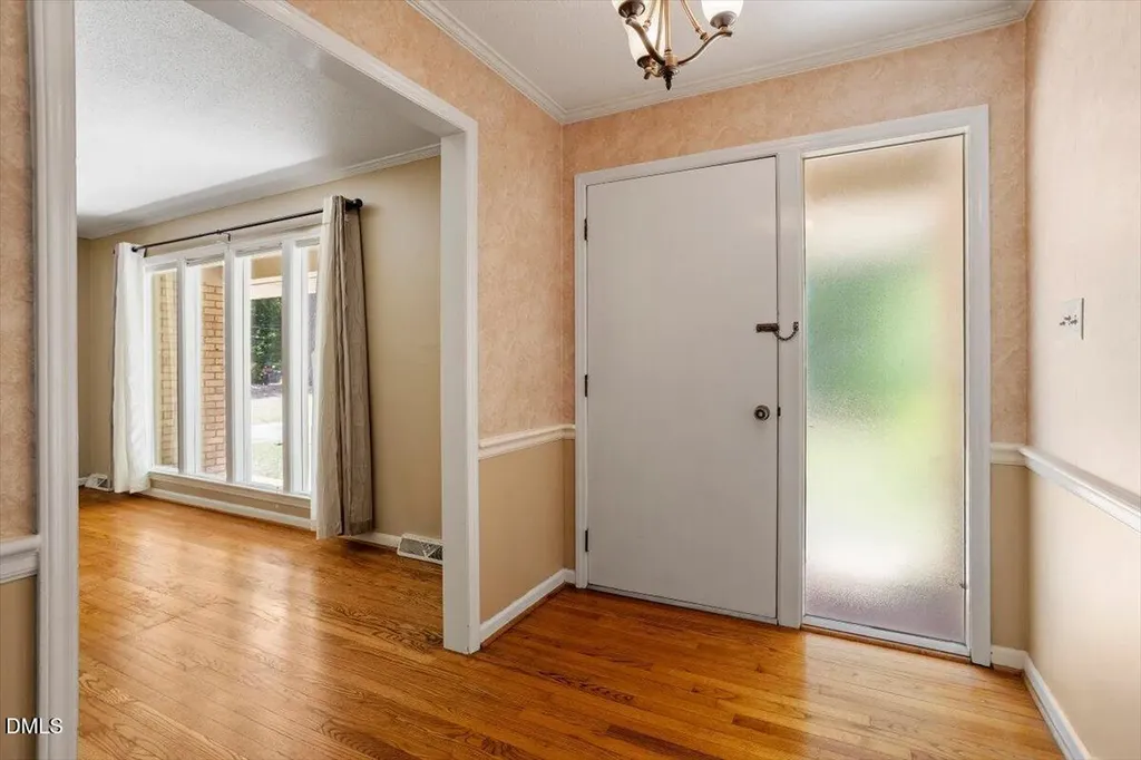 1621 Stonehurst Road Raleigh NC 27607