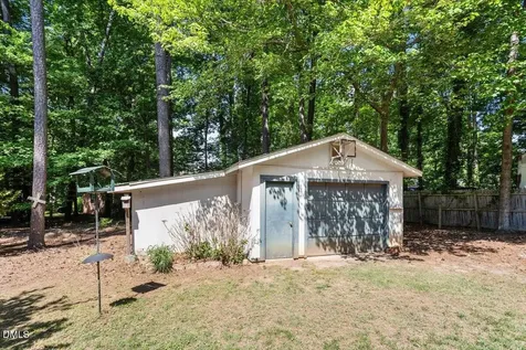 1621 Stonehurst Road Raleigh NC 27607