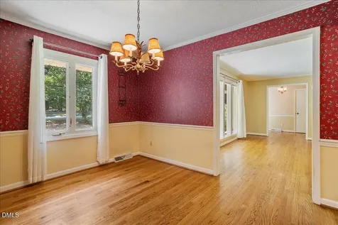 1621 Stonehurst Road Raleigh NC 27607