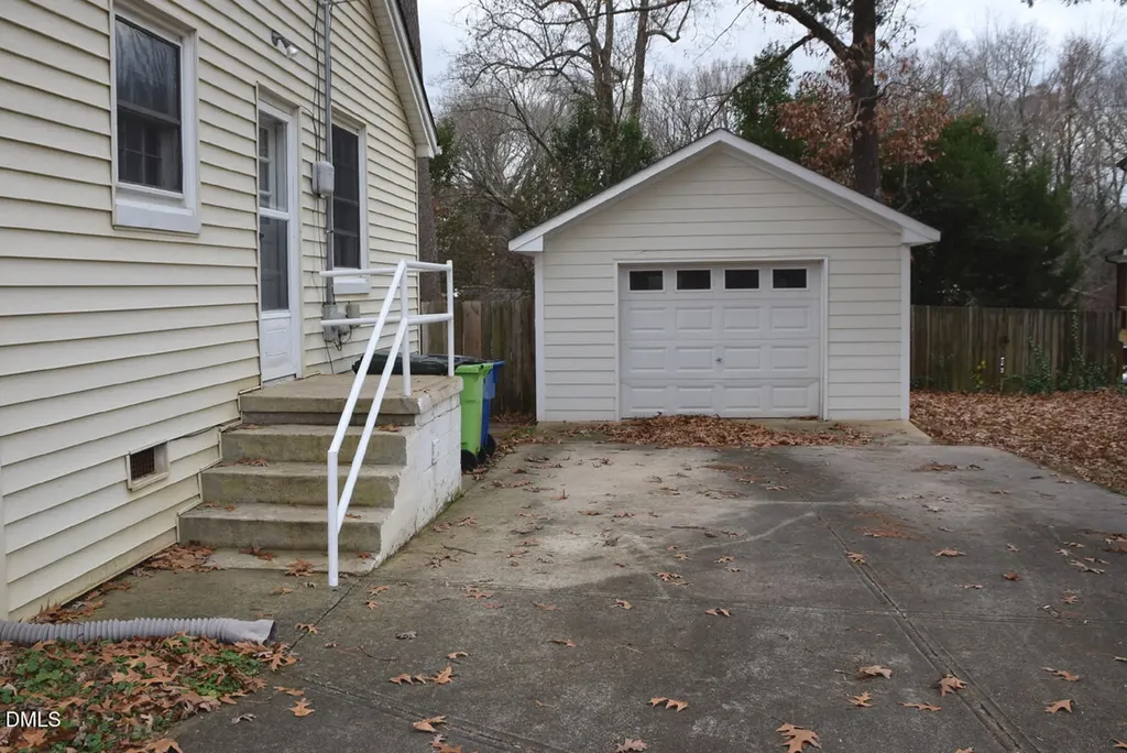 317 Grand Avenue Raleigh NC 27606