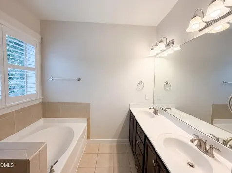 644 Ashe Lake Way Fuquay Varina NC 27526