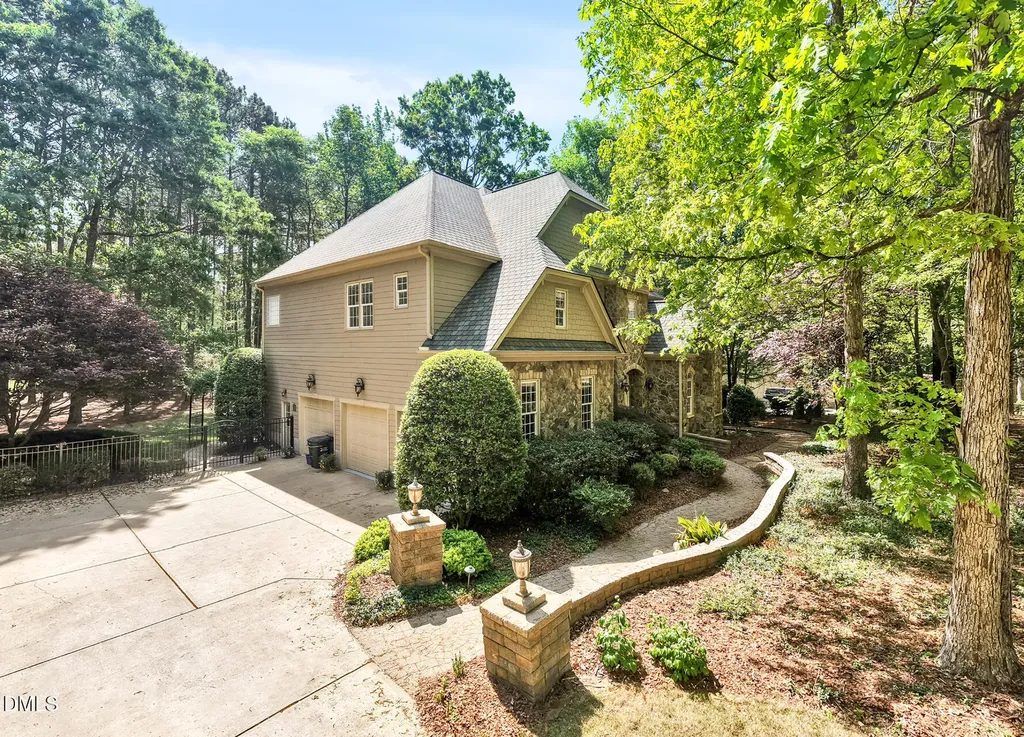 10002 Adirondack Way Chapel Hill NC 27517