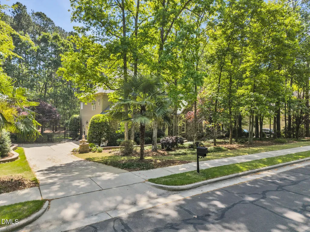 10002 Adirondack Way Chapel Hill NC 27517