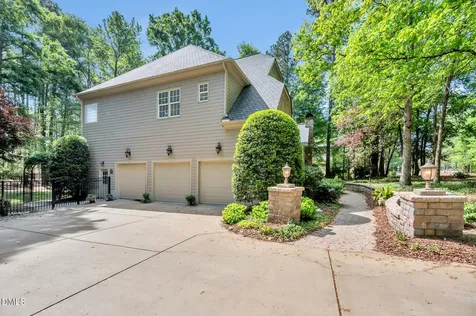 10002 Adirondack Way Chapel Hill NC 27517