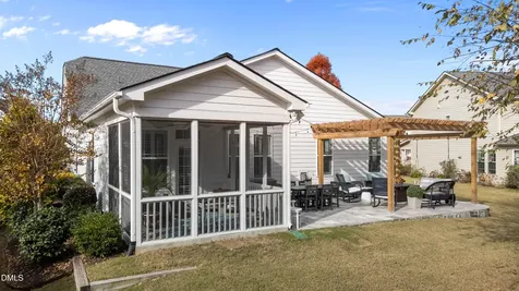 734 Kerr Lake Drive Fuquay Varina NC 27526