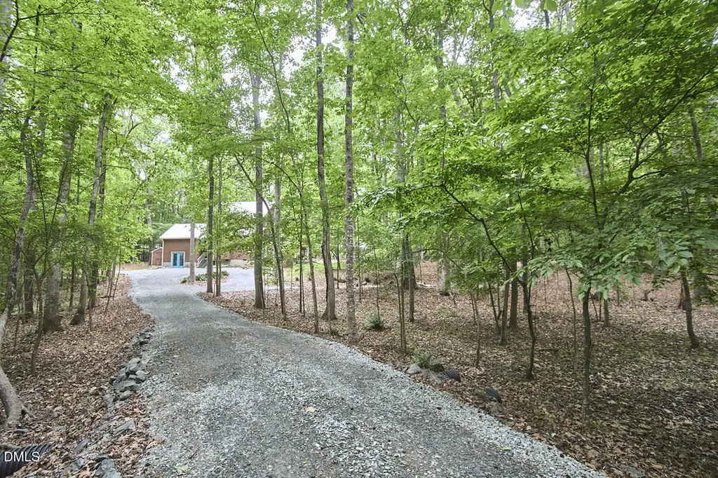 1311 Tallyho Trail Chapel Hill NC 27516
